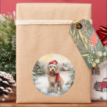 Sticker Rond Cockapoo Dog in Snow Christmas<br><div class="desc">Au beau milieu d'un pays merveilleux d'hiver,  un chien ludique profite d'un matin de Noël enneigé,  laissant d'adorables empreintes de pattes dans la neige scintillante. Leur joie et leur curiosité ajoutent de la chaleur à l'enchanteresse des lieux de vacances,  ce qui en fait une véritable magie. Dogoholic</div>