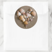 Sticker Rond Coeur Saint Valentin fait avec des coquilles (Sac)