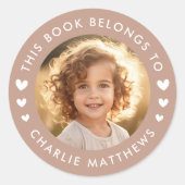 Sticker Rond Coeurs photo brun clair livre bibliothèque étiquet (Devant)