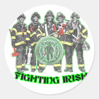 STICKER ROND COMBATTRE L'IRLANDE-1