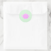 Sticker Rond Conception de théière rose sur chèque vert. (Sac)