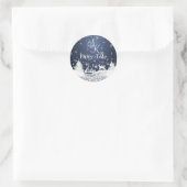 Sticker Rond Conte de Fées de Noël enneigé Forêt Fantastique Mo (Sac)