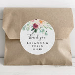 Sticker Rond Contemporain Eucalyptus Merci mariage Faveur<br><div class="desc">Cet eucalyptus contemporain merci mariage faveur classique collant rond est parfait pour un mariage simple. Le design est composé de couleurs d'eau violet, rousse, bordée et bordeaux de délicieuses pivoines avec des feuilles d'eucalyptus verts, inspirant beauté artistique. Faites de l'autocollant votre propre étiquette en incluant vos noms, l'événement (s'il y...</div>