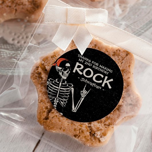 Sticker Rond Cool Bad Two The Bone Halloween 2e fête d'annivers