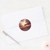 Sticker Rond Coucher de soleil nuageux sur la mer (Enveloppe)