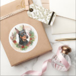 Sticker Rond Coupe festive Doberman Christmas Wreath<br><div class="desc">Vous cherchez un cadeau de Noël parfait pour votre ami furry? Notre cadeau de Noël de chien est ce dont vous avez besoin! Avec un délicieux thème de Noël, c'est le cadeau idéal pour votre animal de compagnie bien-aimé. Que vous soyez une mère de chien, un père de chien ou...</div>