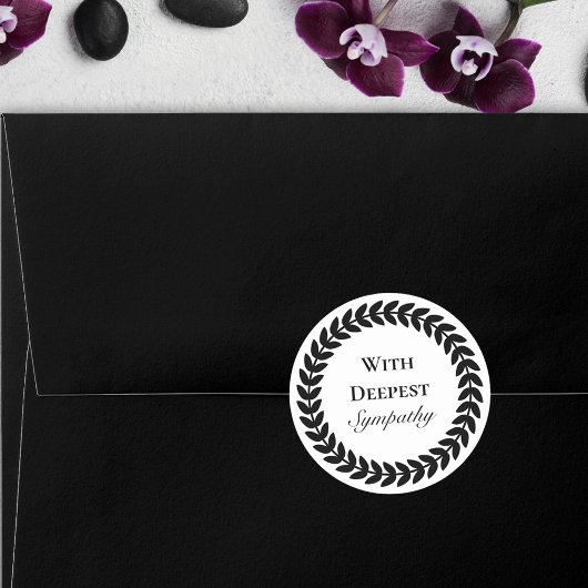 Sticker Rond Couronne noire blanche avec une profonde sympathie