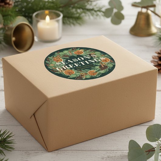 Sticker Rond Couronne rustique de pin et d'orange séchée verte 