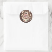 Sticker Rond Cozy Cat Coffee Adventure Art (Sac)