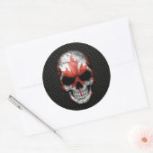 Sticker Rond Crâne de drapeau canadien sur maille d'acier (Enveloppe)