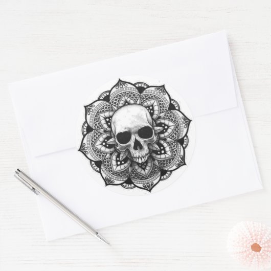 Sticker Rond Crâne sur Mandala (Enveloppe)