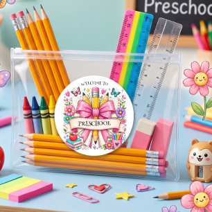 Sticker Rond Crayon rétro de bienvenue à la maternelle