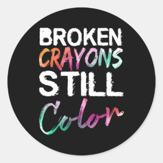 Sticker Rond Crayons cassés Couleur toujours Tal Sensibilisatio