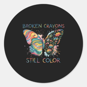 Sticker Rond Crayons Cassés de Femmes Colorent Encore Papillon