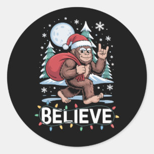 Sticker Rond Croire Noël Bigfoot Sasquatch Père Noël Chapeau Lu