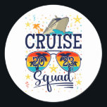 Sticker Rond Croisière 2023 Croisière Vacances<br><div class="desc">Croisière Squad 2023 Croisière Anniversaire Vacances Funny Crew Graphic design Cadeau Classic Round Sticker Classic Collection.</div>