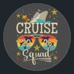 Sticker Rond Croisière 2025 Croisière Vacances<br><div class="desc">Croisière Squad 2025 Croisière Anniversaire Vacances Funny Crew Graphic design Cadeau Classic Round Sticker Classic Collection.</div>