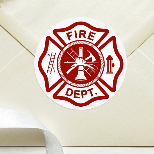 Sticker Rond Croix maltaise sur un Arrière - plan blanc