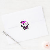 Sticker Rond cupcake à crâne violet et rose (Enveloppe)