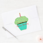 Sticker Rond Cupcake au chocolat vert d'anniversaire (Enveloppe)