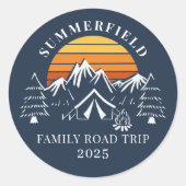 Sticker Rond Custom Family Vacation Road Trip Camping (Devant)