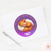 Sticker Rond Cute Fox Cub Asleep in Starry Night Sky (Enveloppe)