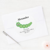 Sticker Rond Cute Green Cartoon Caterpillar (Enveloppe)
