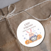 Sticker Rond Cute Halloween Cauldron Baby brasse douche