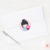 Sticker Rond Cute Kokeshi Doll (Enveloppe)
