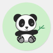 Sticker Rond Cute Little Panda avec Bâton en Bambou vert (Devant)