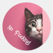 Sticker Rond Cute Tabby Cat Peeks (Devant)