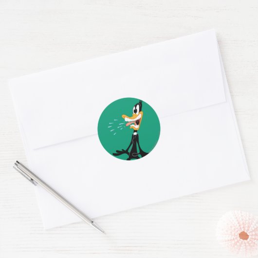 Sticker Rond DAFFY DUCK™ Peur (Enveloppe)