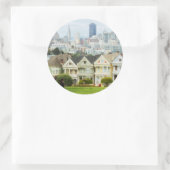 Sticker Rond Dames peintes, maisons victoriennes et skyline (Sac)