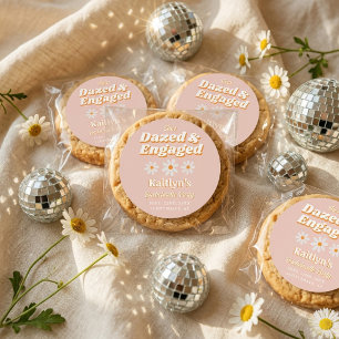 Sticker Rond Déboussolée & Fiancée Fête de Fiançailles Groovy d