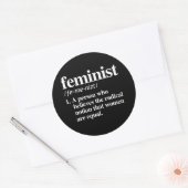 Sticker Rond Définition féministe (Enveloppe)