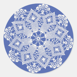 Sticker Rond Dentelle Doily sur bleu
