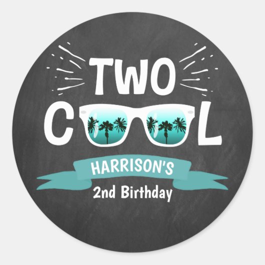 Sticker Rond Deux garçons Cool Chalkboard 2e anniversaire (Devant)