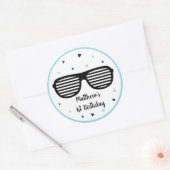 Sticker Rond Deux Lunettes de soleil Cool garçon deuxième anniv (Enveloppe)