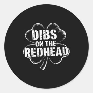 Sticker Rond Dibs sur le trèfle roux pour un St-Patrick drôle