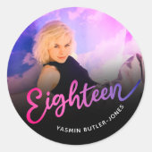 Sticker Rond Dix-huit 18e anniversaire photo violet rose noir (Devant)