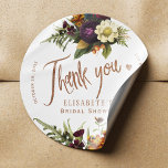 Sticker Rond Douche nuptiale fleurie en cuivre d'automne merci<br><div class="desc">Glam élégant rousty orange, bordeaux, prune violette, crème verte et ivoire autocollant botanique personnalisé avec parties scintillant en cuivre brossé écriture manuscrite script de typographie whimsical et un petit coeur. Facile à personnaliser avec les mariées pour être le nom, la date, le lieu et le titre de l'événement. Convient pour...</div>
