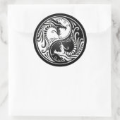 Sticker Rond Dragons Yin Yang blancs et noirs (Sac)