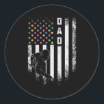 Sticker Rond Drapeau américain vintage Fière Pool Billard<br><div class="desc">Vintage USA American Flag Proud Pool Billiard Snooker Poison de papa. Parfait pour papa,  maman,  papa,  men,  women,  friend et family members on Thanksgiving Day,  Christmas Day,  Mothers Day,  Fathers Day,  4th of July,  1776 Independent Day,  Vétérans Day,  Halloween Day,  Patrick's Day</div>