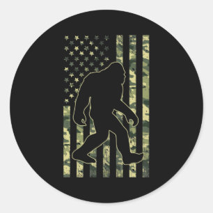 Sticker Rond Drapeau Camouflage de Bigfoot Sasquatch USA