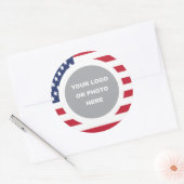 Sticker Rond Drapeau des États-Unis Bordure avec logo (Enveloppe)