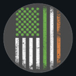 Sticker Rond Drapeau irlandais américain Irlande<br><div class="desc">Drapeau irlandais Irlande Drapeau pour Jour de la Saint Patrick Groupe Famille Correspondance Design Cadeau Classic Round Stickers Classic Collection.</div>