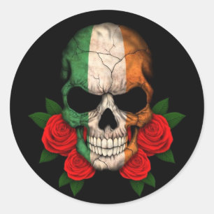 Sticker Rond Drapeau irlandais avec des roses rouges