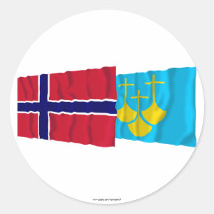 Sticker Rond Drapeaux de ondulation de Romsdal d'og de la