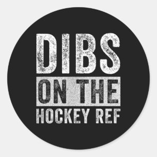 Sticker Rond Droit sur l'arbitre de hockey drôle femme petite a