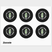 Sticker Rond Drôle barman juste (Feuille)